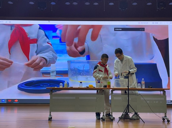 娱乐城
科普活动走进中小学
